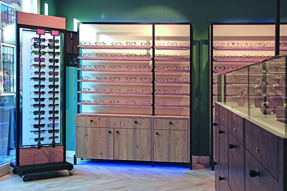 Top Vision Instore optical shop design retail sunglass display