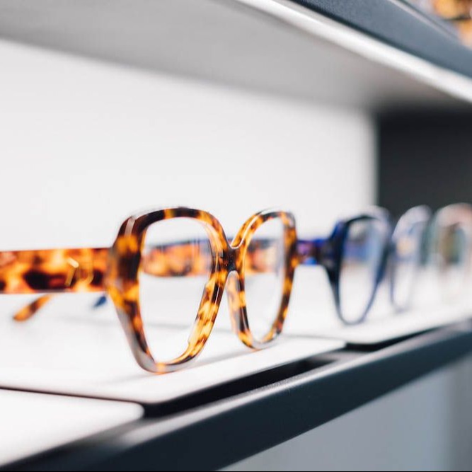 Top Vision Instore Systèmes de présentation de lunettes